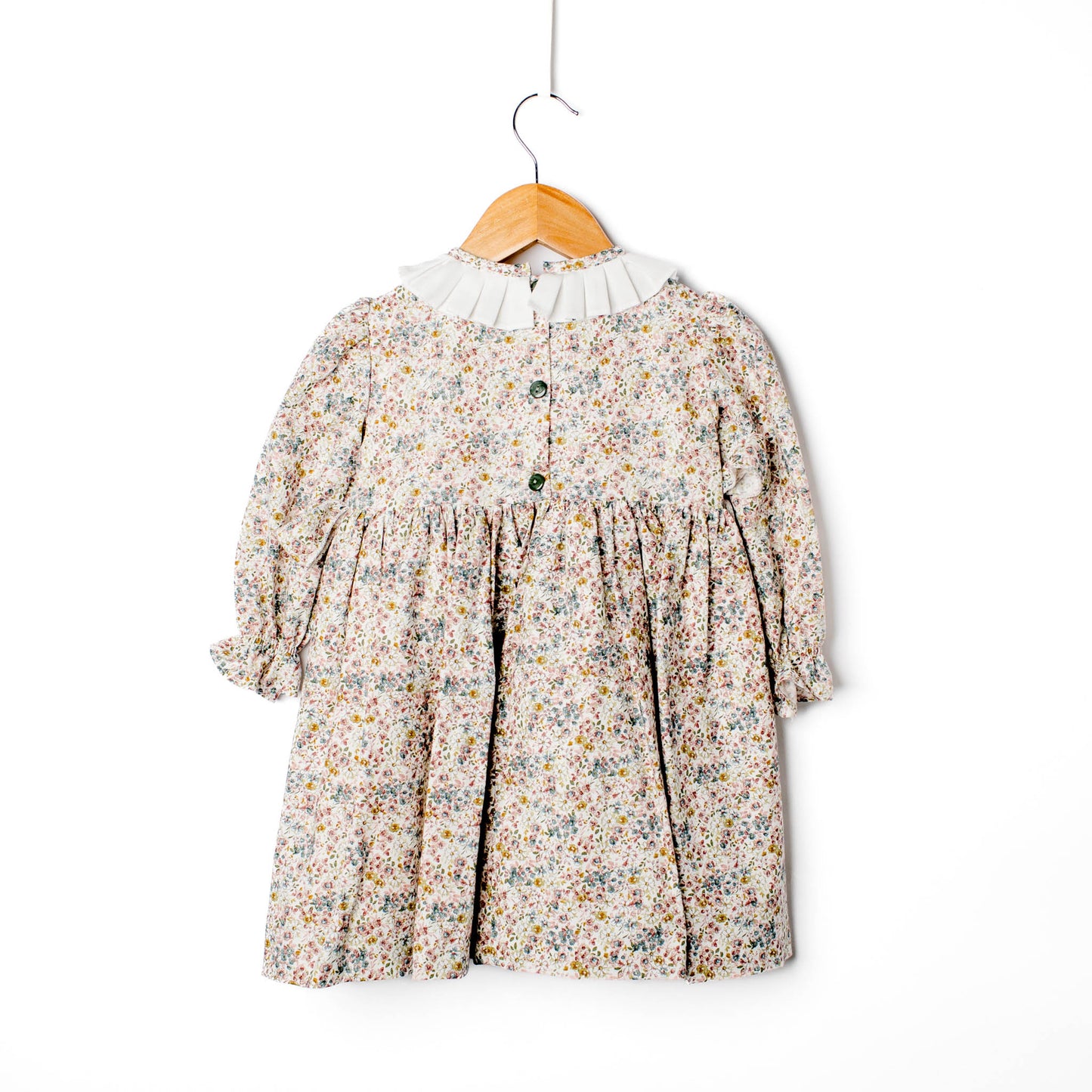 Vestido gola florzinhas