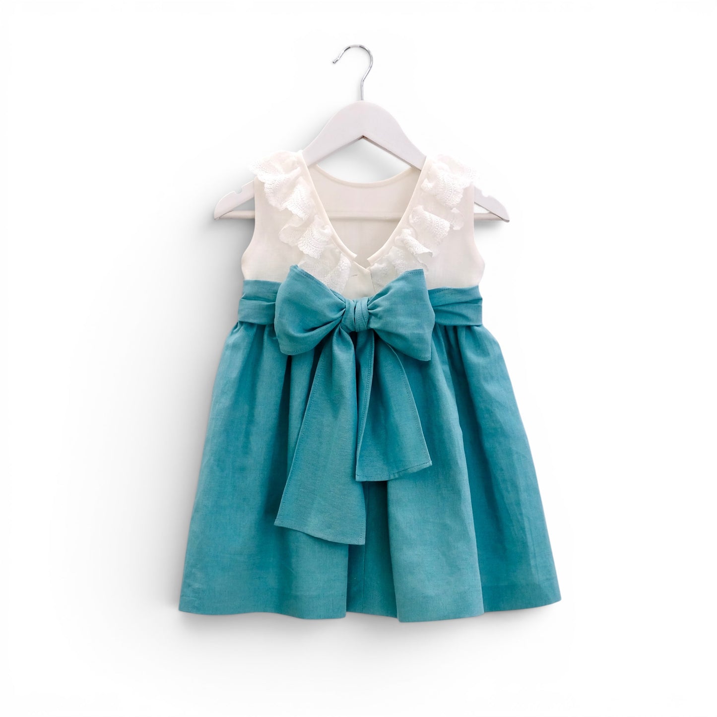 Vestido bico linho faixa drapeada