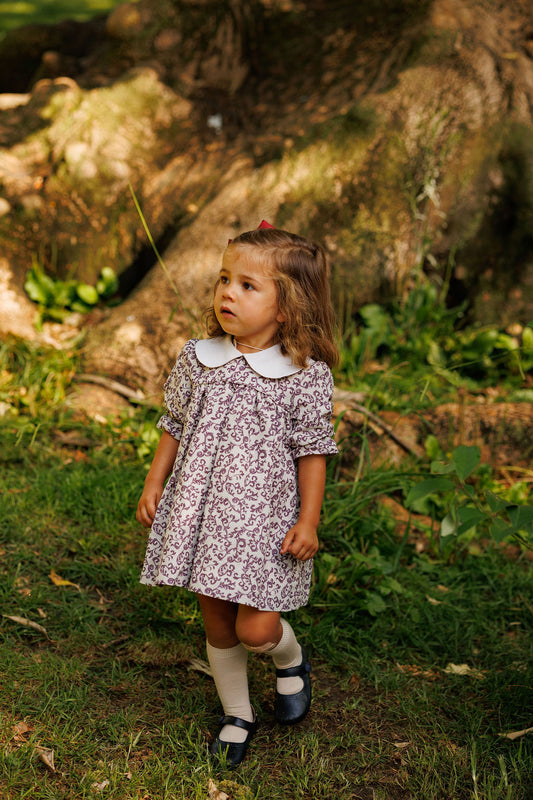 Vestido gola florzinha
