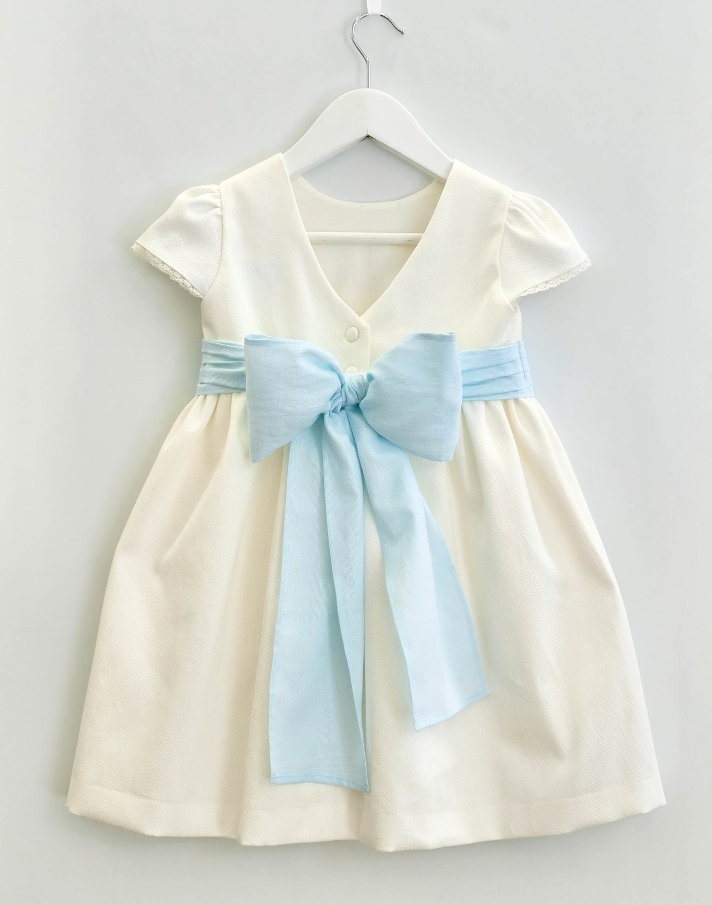 Vestido piquet renda