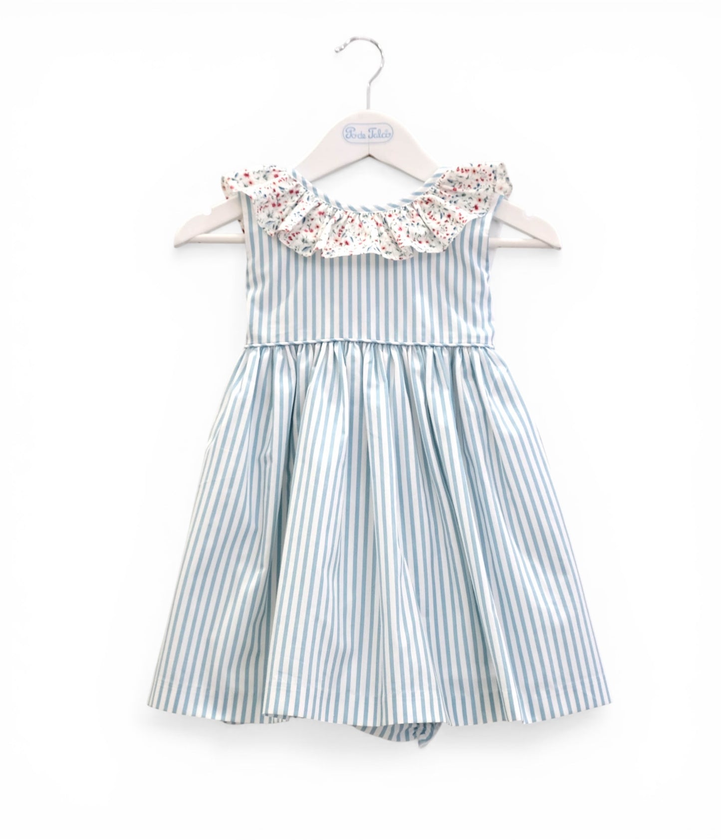 Vestido bico risca
